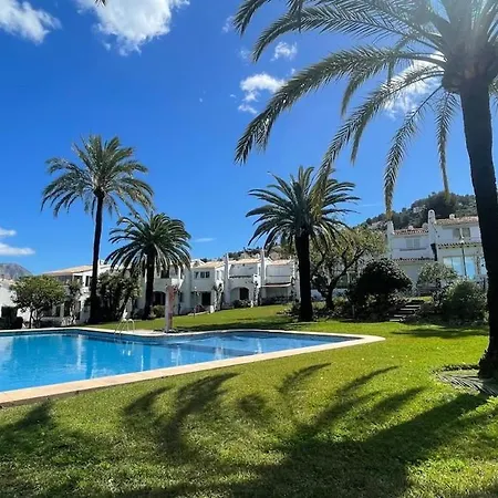 Hola Casa La Sella アパート *